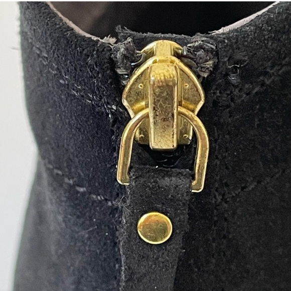 Seychelles Black Suede Stacked Heel Zippered Bootie/7M - Picture 8 of 8